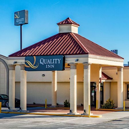 Quality Inn Ньюпорт Экстерьер фото