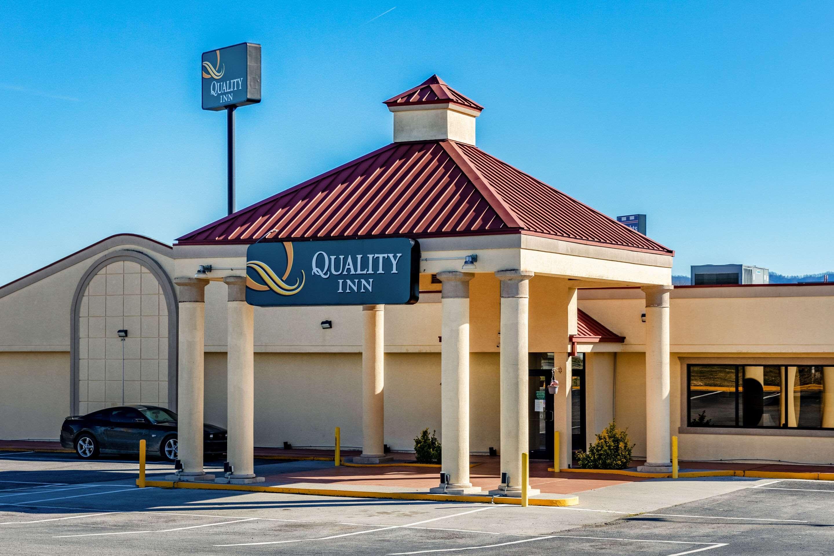 Quality Inn Ньюпорт Экстерьер фото